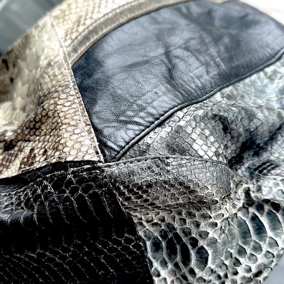 Beirn Snake skin patchwork hobo style bag - Picture 6 of 6
